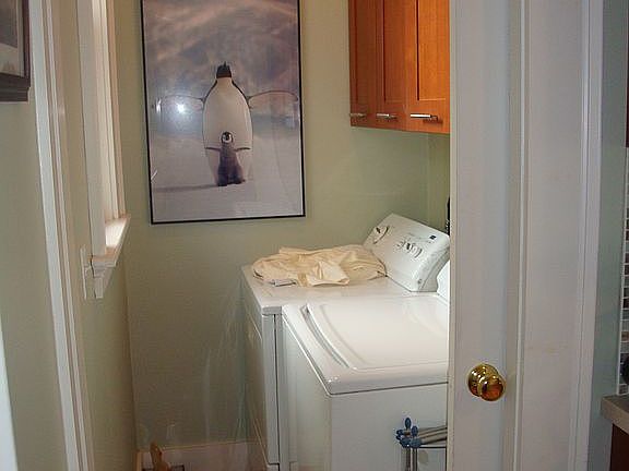 1st Floor In-Unit Laundry