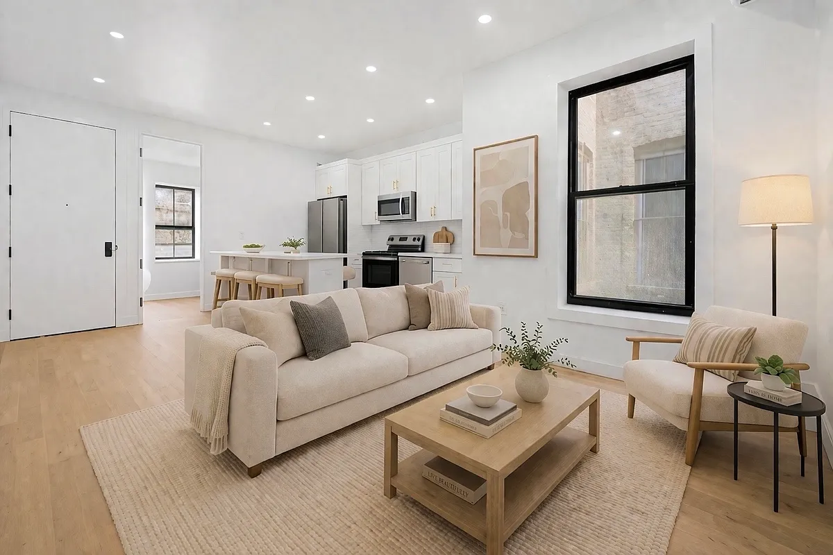Building Photo - 2605 Avenue D #1
