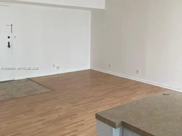 17021 N Bay Rd, Sunny Isles Beach, FL