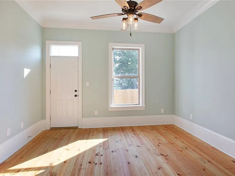 1827 Lapeyrouse St — Photo 11
