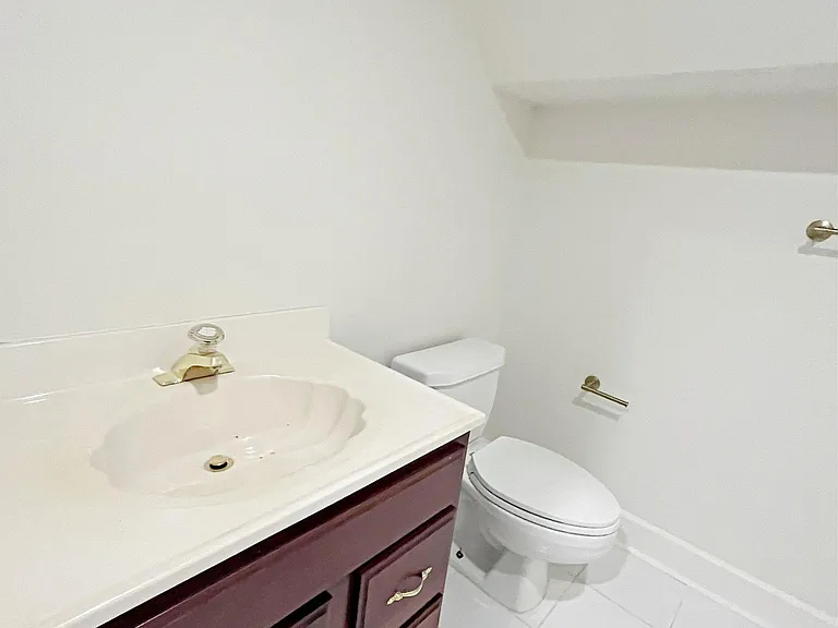 1863 Withmere Way — Photo 19