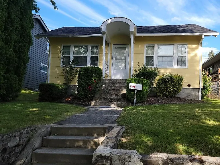 4009 S Bell St — Photo 1