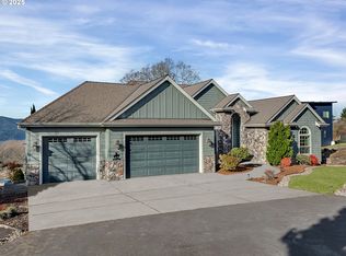 57 Bentley Dr, Kelso, WA 98626