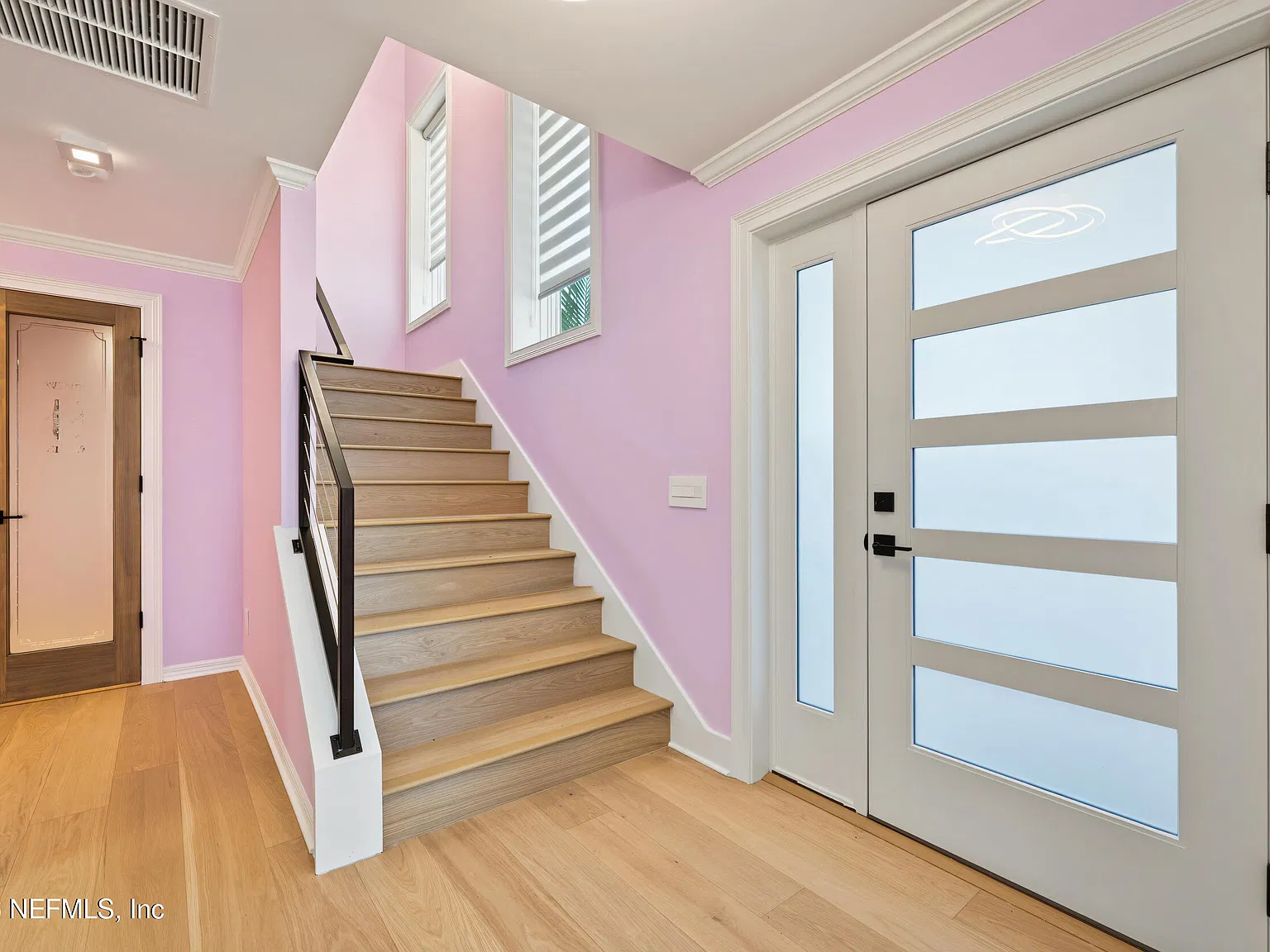 2 bed, 2.0 bath, 1386 sqft, $4,300 — Photo 3