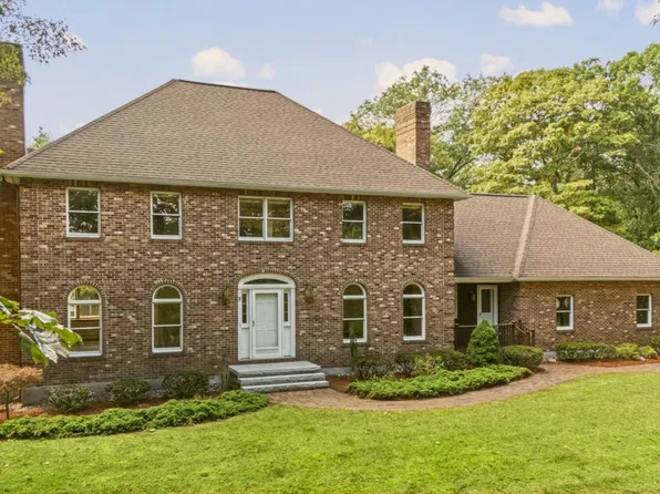 65 Gulf Road, Derry, NH 03038