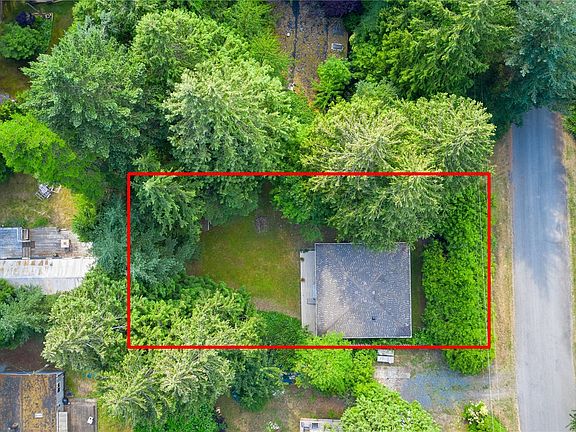2nd image of 1915 N Cedar Park Drive