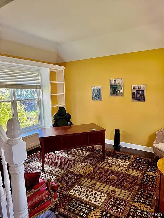3 bed, 3.5 bath, 2365 sqft, $3,500 — Photo 4