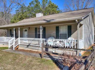 27 Greenvalley Rd SE, Silver Creek, GA 30173