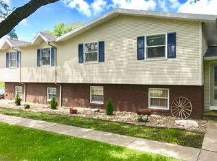 39 Ashland St, Mill Hall, PA 17751