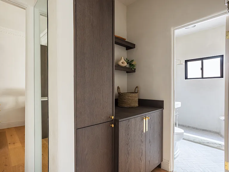 144 N Clark Dr #202 — Photo 12
