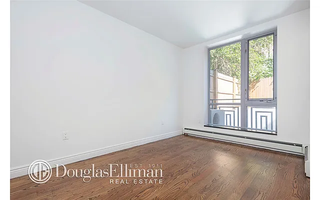 Sold by Douglas Elliman | media 25