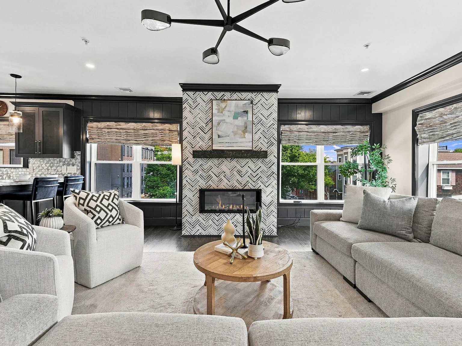 2 bed, 1220 sqft, $4,200 — Photo 4