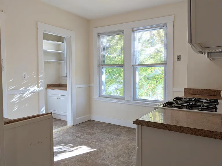 18 Sanborn Ave #4 — Photo 15