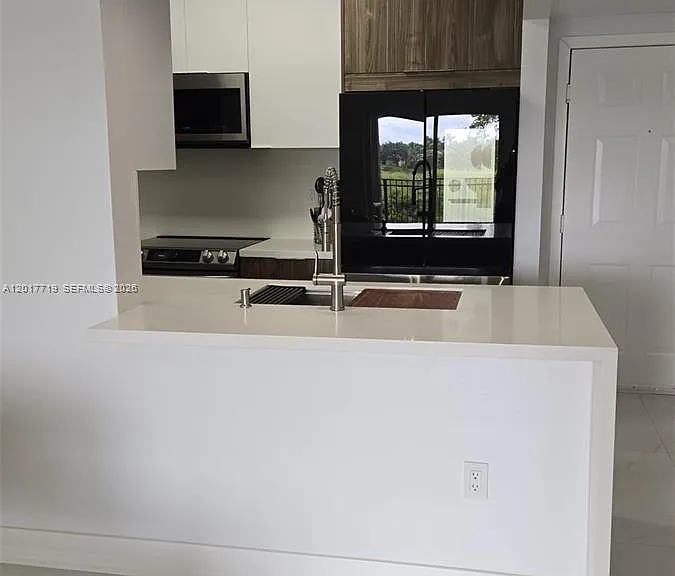 230 SW 117th Ter #202 — Photo 7