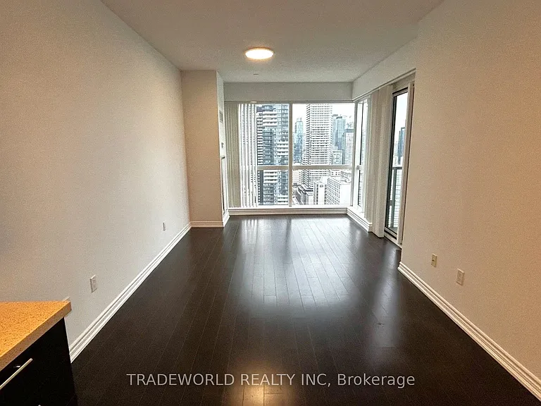 386 Yonge St #3101 — Photo 2