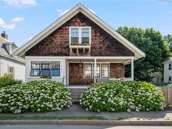54 Gibbs Ave, Newport, RI 02840
