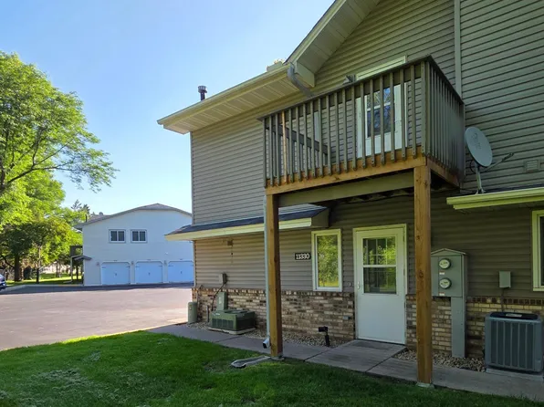 11330 Ibis St NW, Coon Rapids, MN 55433
