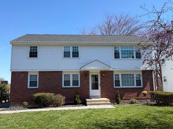 322 Middletown Ave #322