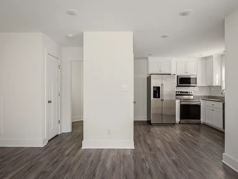 15508 Richmond St — Photo 13