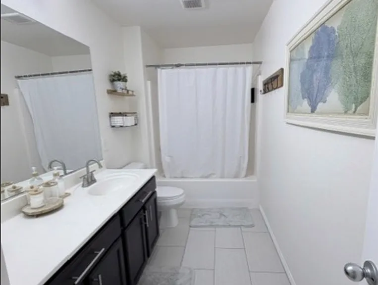 7063 Coventry Glenn Rd — Photo 3