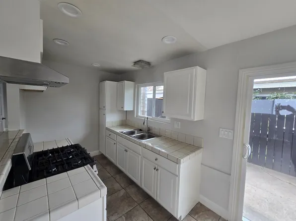 Pomona2265-67, 2265-67 Pomona Ave #A22787fe4, Costa Mesa, CA 92627