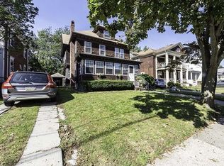 61 Sargent St, Winthrop, MA 02152