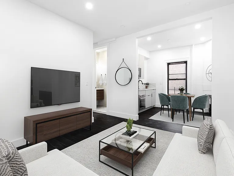 247 E 10th St #4 — Photo 2