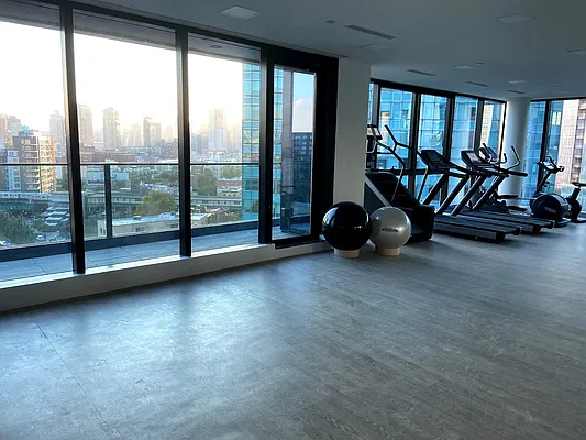 Rented by Nooklyn NYC LLC | media 31