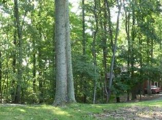 136 Harmony Farms Dr, Jonesborough, TN 37659