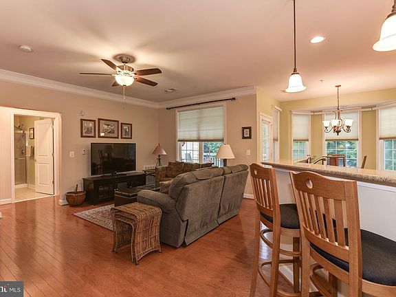 4th image of 1505 Broadneck Pl #2-304