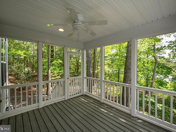 5th image of 20054 Bluff Point Dr #5F