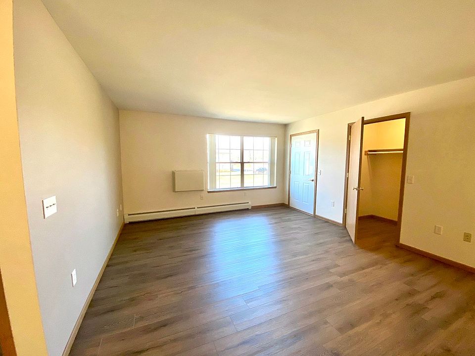 Hilltop Apartments 625 E Chesak Ave Edgar WI Zillow