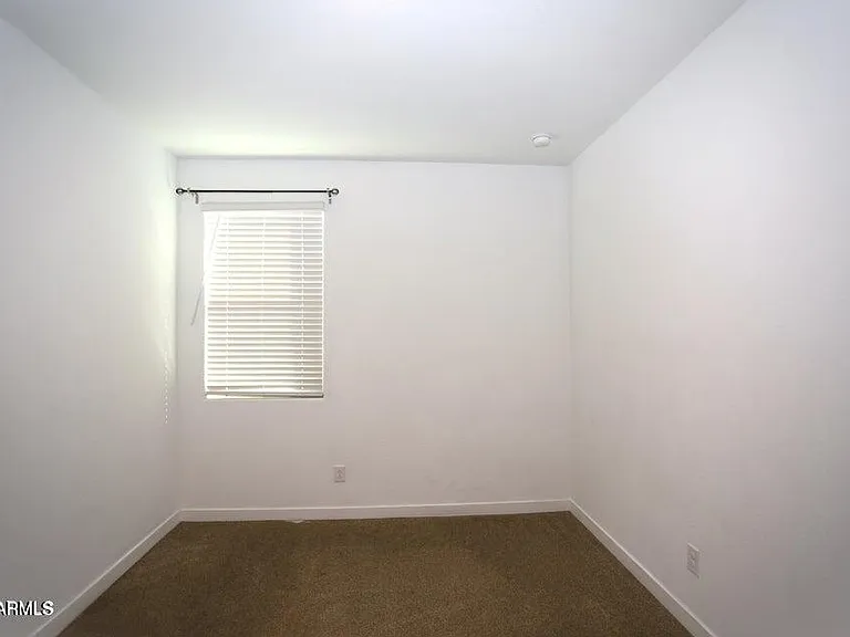 9231 W Montecito Ave — Photo 15