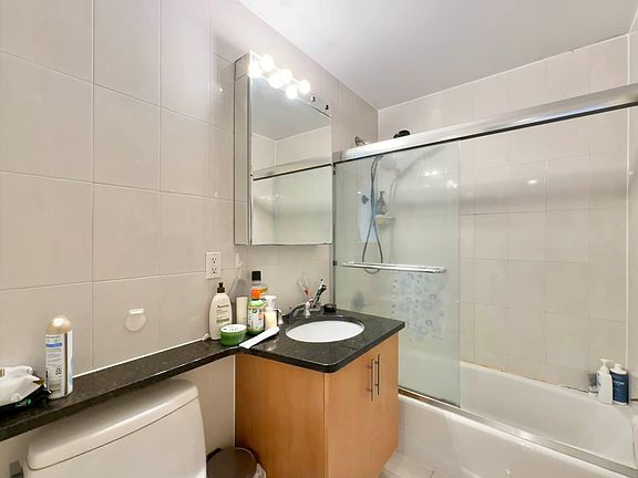 5th image of 41-52 63rd St #5D
