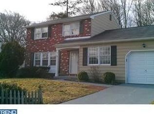 145 Schoolhouse Ln, Mount Laurel, NJ 08054
