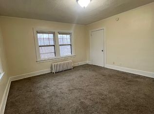 1137 44th St UNIT 4, Des Moines, IA 50311