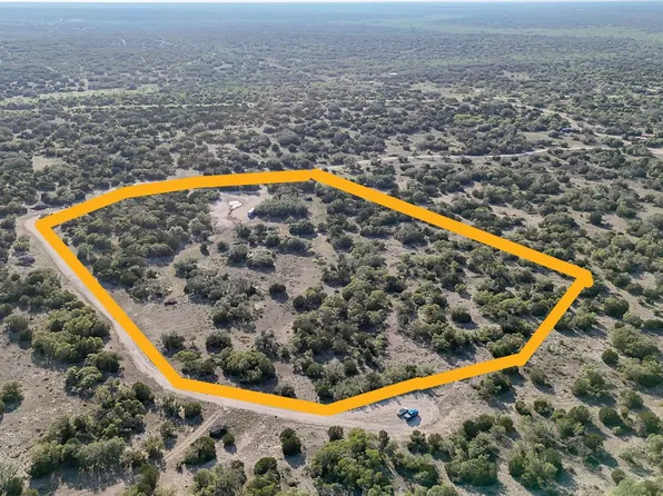 1700 Blackbuck Dr, Christoval, TX 76935