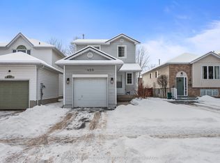 459 Grandtrunk Ave, Kingston, ON K7M 8W9