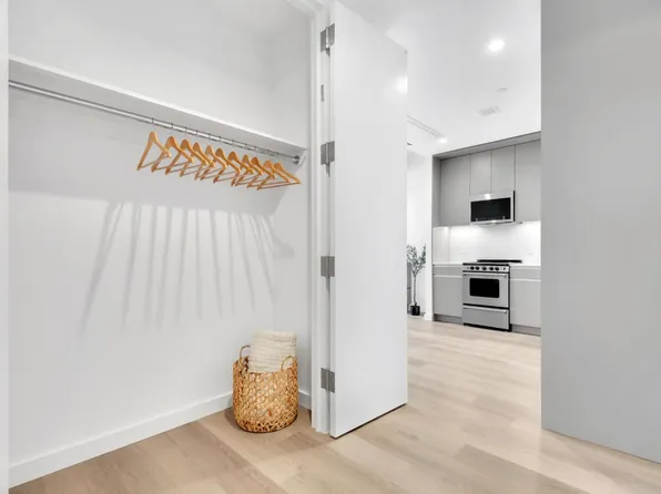 29-17 40th Avenue image 4 of 20