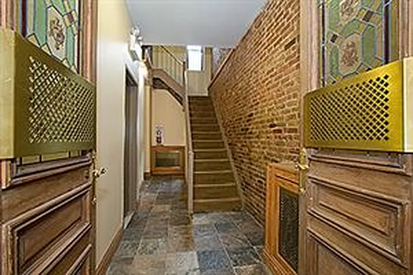 Sold by Douglas Elliman | media 21