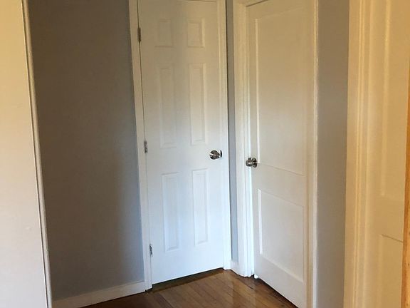 5th image of 396 Robertsville Rd
