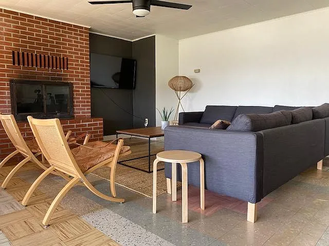 Living / Game Room : Lower Floor