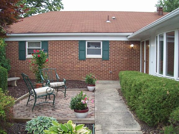 3rd image of 6375 Noranda Dr
