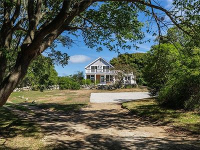 804 Mohegan Trl, Block Island, RI, 02807