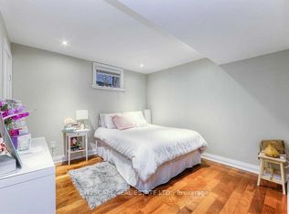 26 Duggan Ave #BASEMENT, Toronto, ON M4V 1Y2