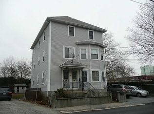 153 Mendon Ave, Pawtucket, RI 02861