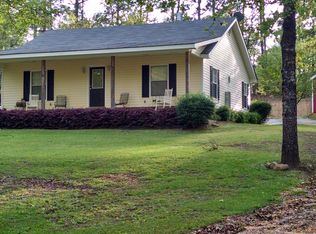 480 Forge Rd, Deatsville, AL 36022