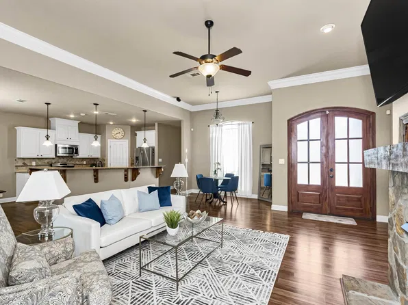 29921 Bram St, Livingston, LA 70754
