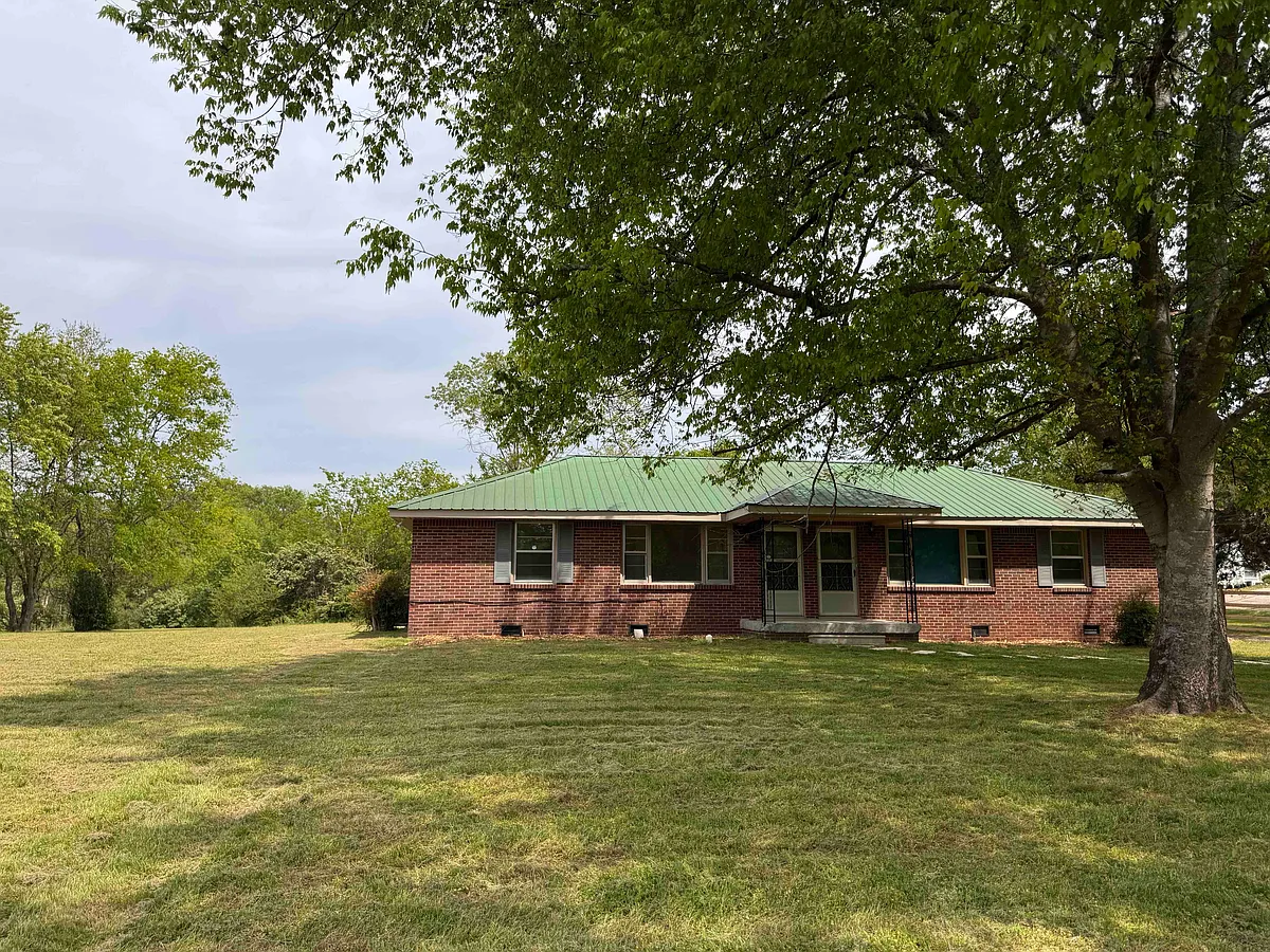 Building Photo - 4360 Cato Rd #B