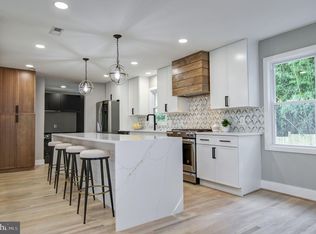 9304 Forest Haven Dr, Alexandria, VA 22309